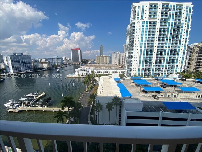 Building Photo - 1965 S Ocean Dr