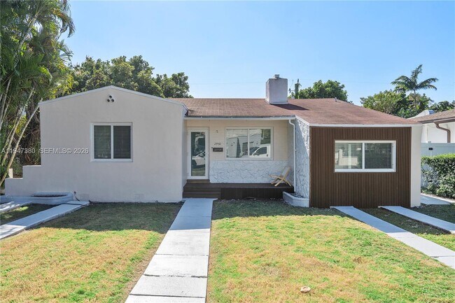 Building Photo - 2350 SW 26th St