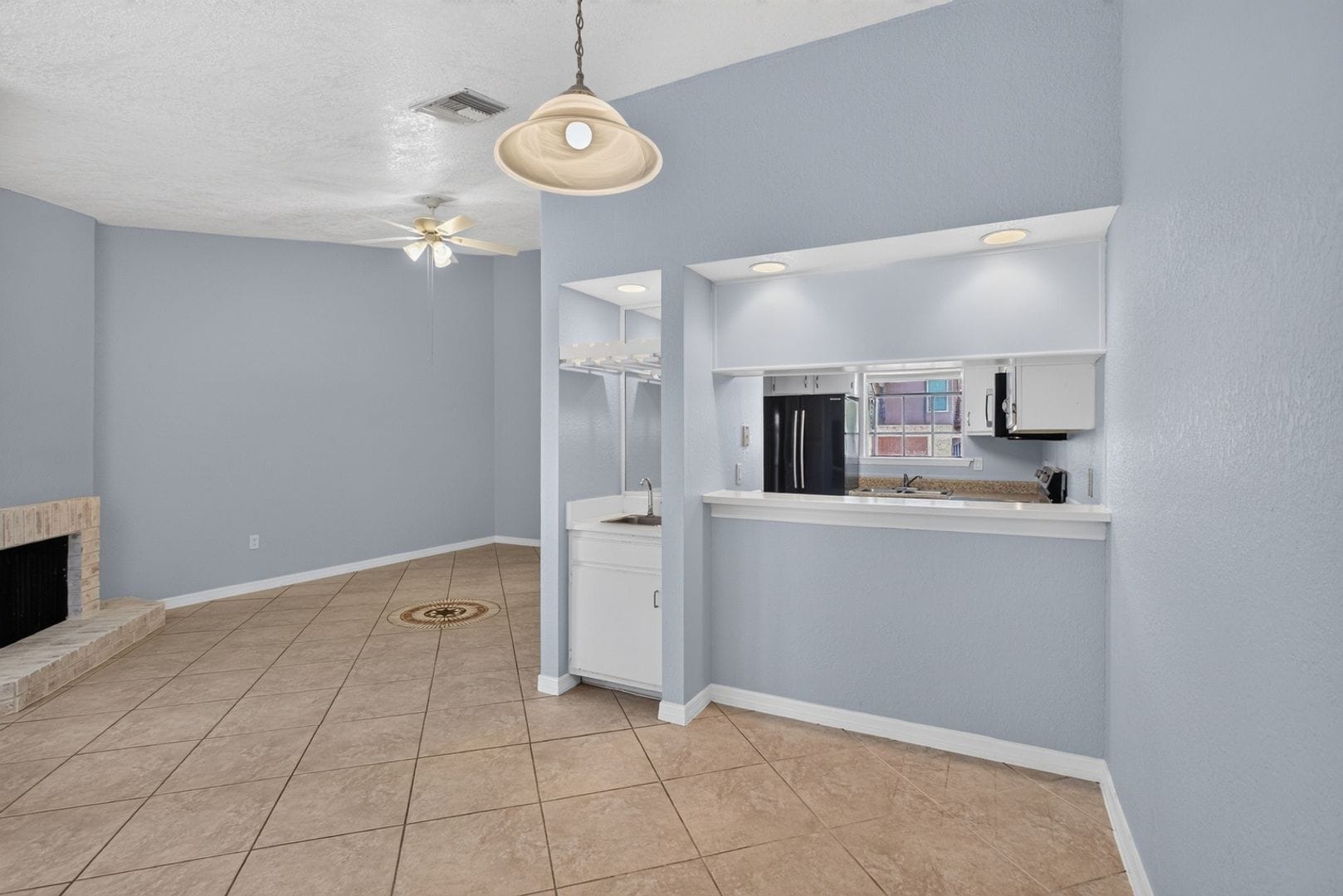 Building Photo - 659 Montego Bay Ct