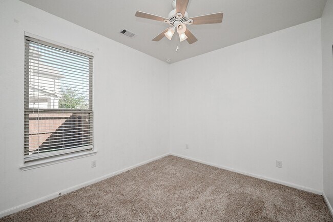 Building Photo - 28610 Cranford Sage Ln