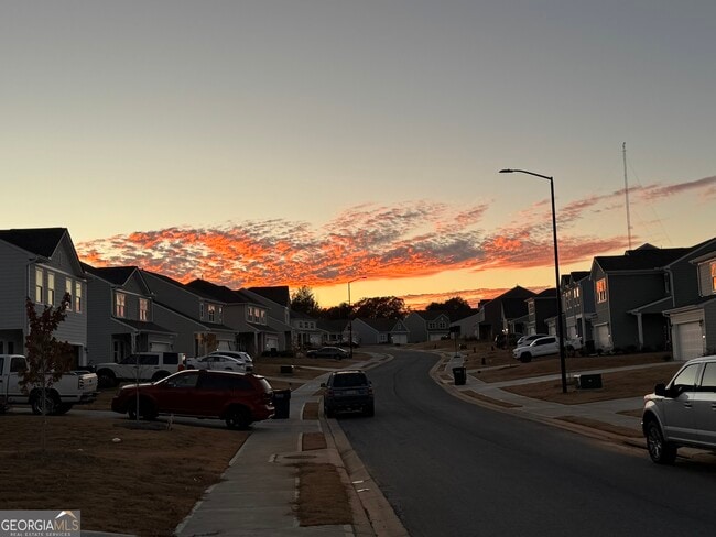 Building Photo - 102 Lavender Cir