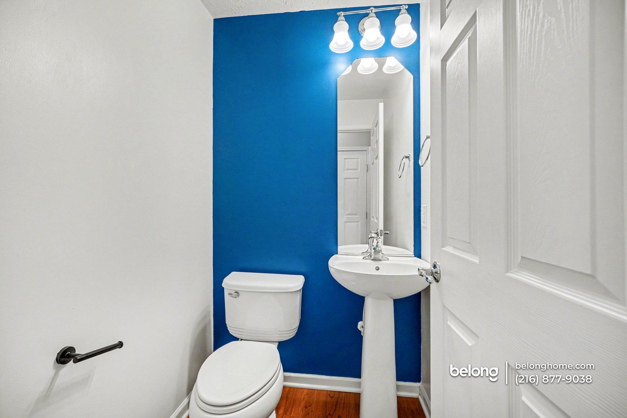 Building Photo - 461 Turner Dr