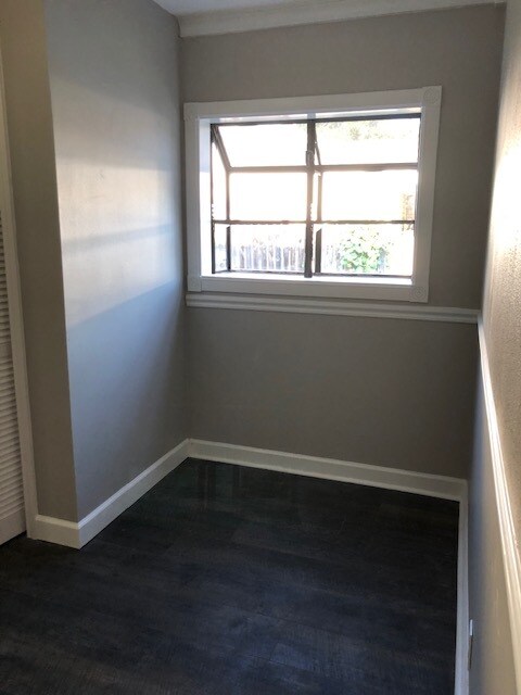 Building Photo - 2104 Houston Pl