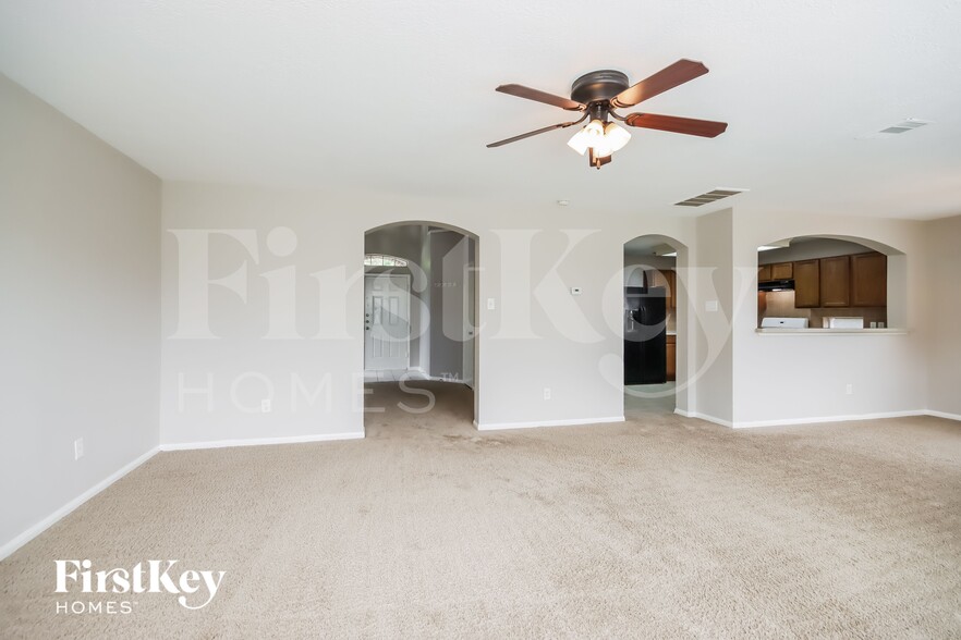 Building Photo - 9131 Sunlit Park Dr