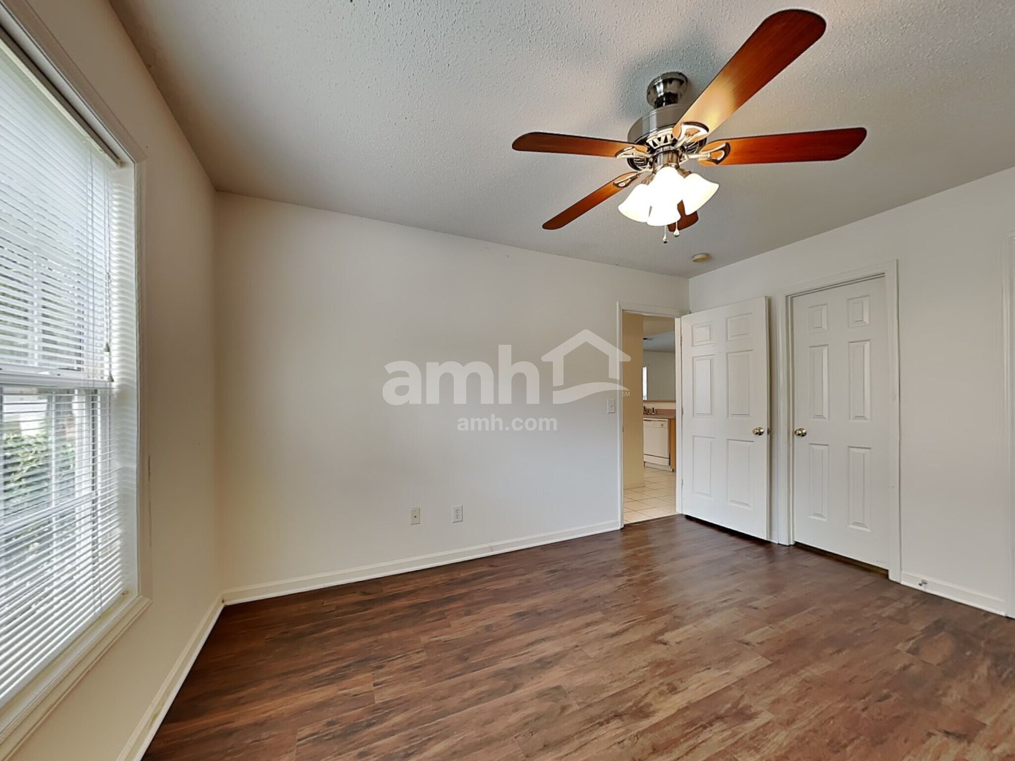 Building Photo - 105 Bristol View Cir