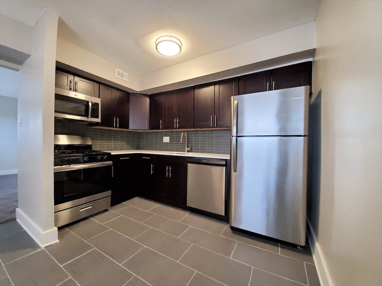 Liberty Crossing 31013201 Woodhaven Rd Philadelphia PA 19154