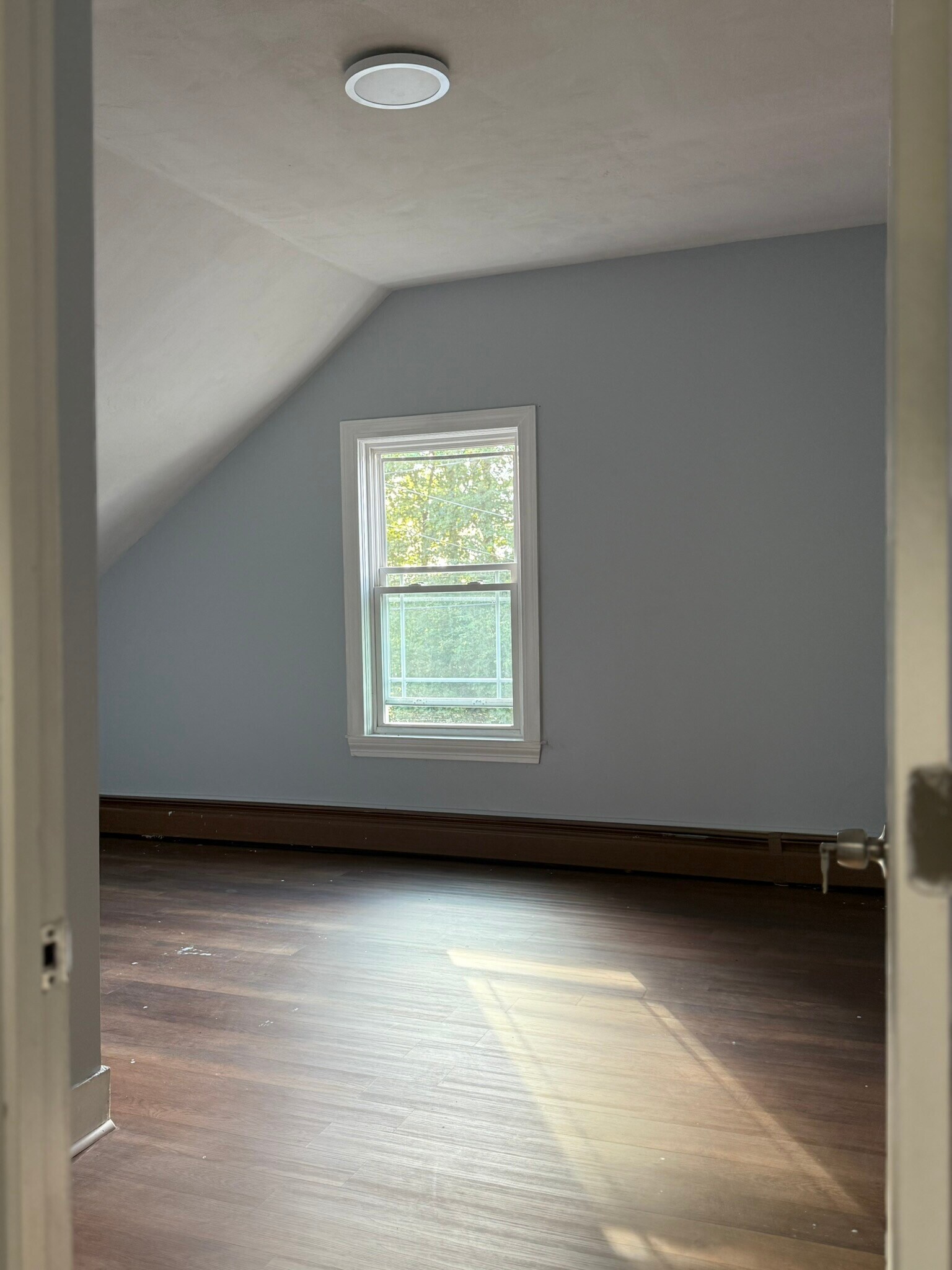 Building Photo - 461 Aiken Ave