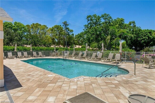 Building Photo - 773 Wiggins Lake Dr