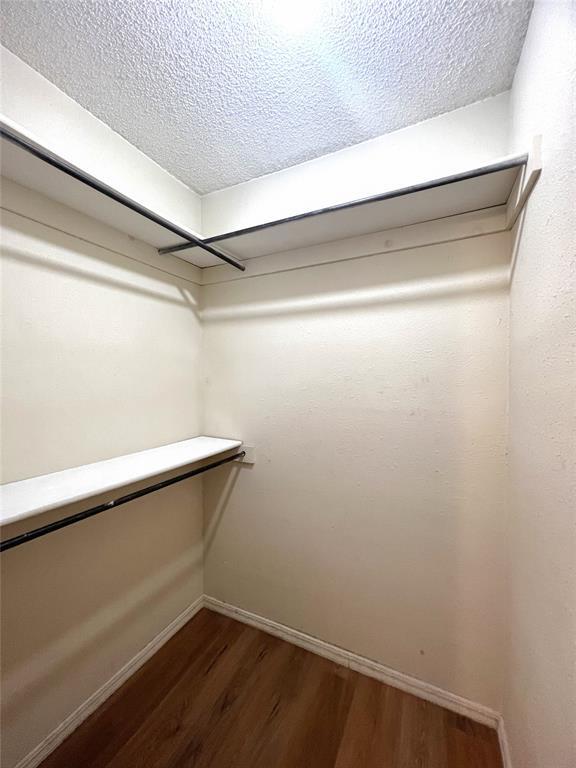 Building Photo - 1024 S Highland Dr