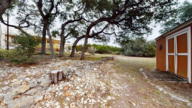 Building Photo - 1371 Nightingale