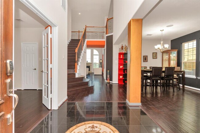 Building Photo - 6915 Moreleigh Branch Dr
