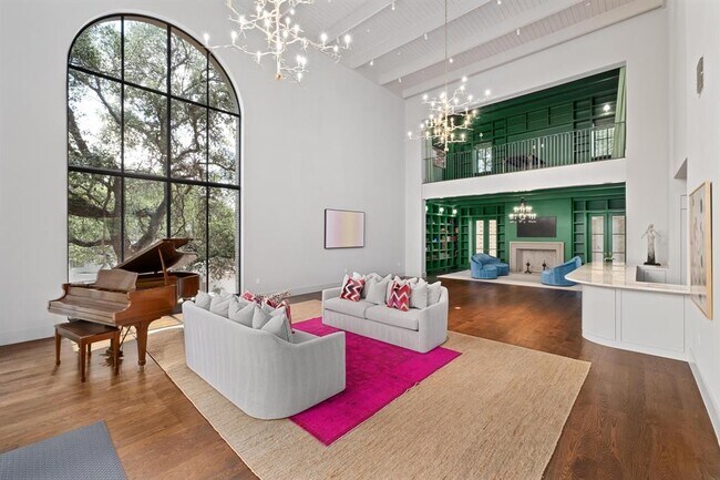 Building Photo - 4500 River Wood Ct