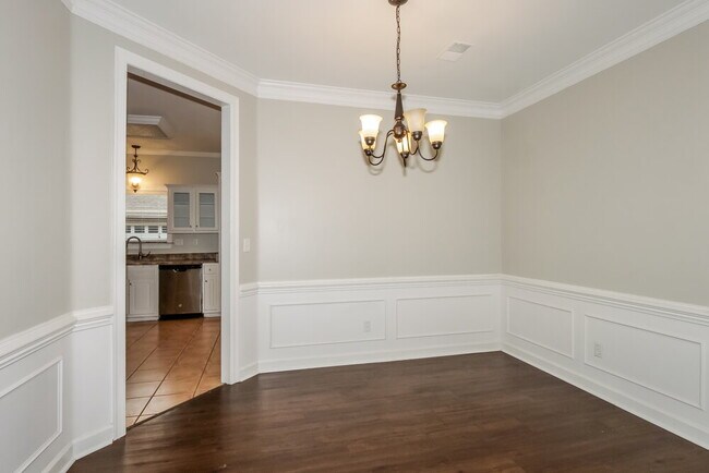 Building Photo - 2644 Graystone Dr