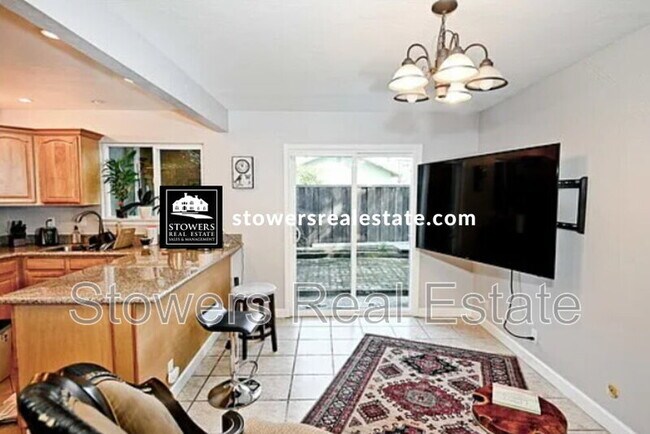 Building Photo - 112 Summerwood Pl