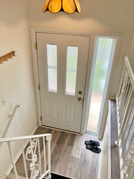 Entrance - 141 Dunbar Ave