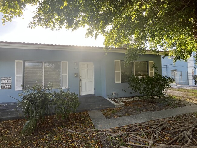 Primary Photo - 1340-1342 NE 7th Ave