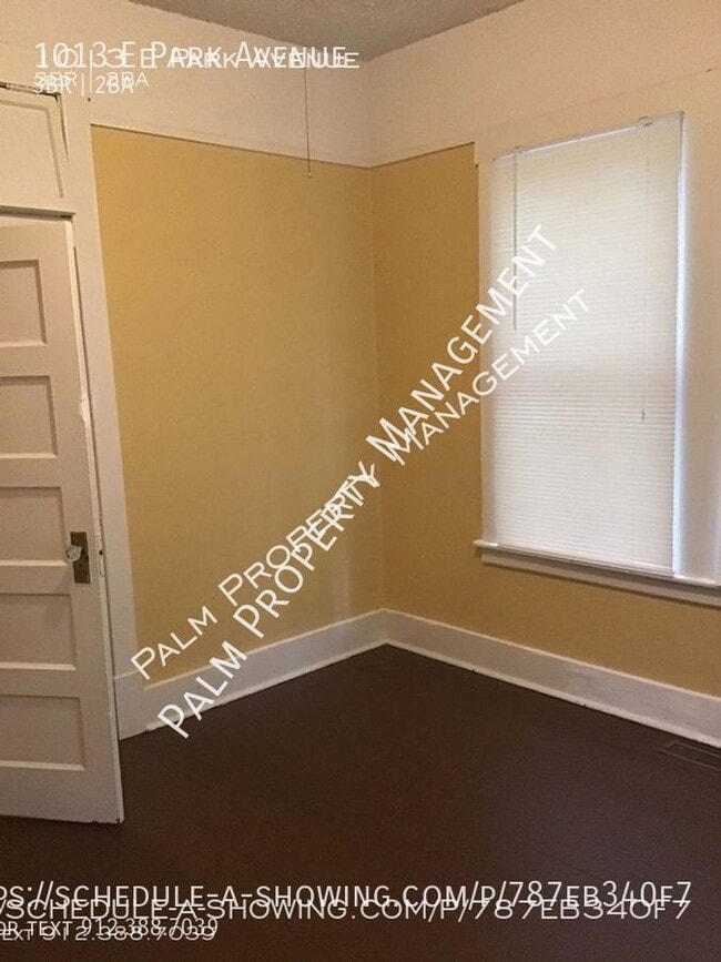 Building Photo - 1013 E Park Ave