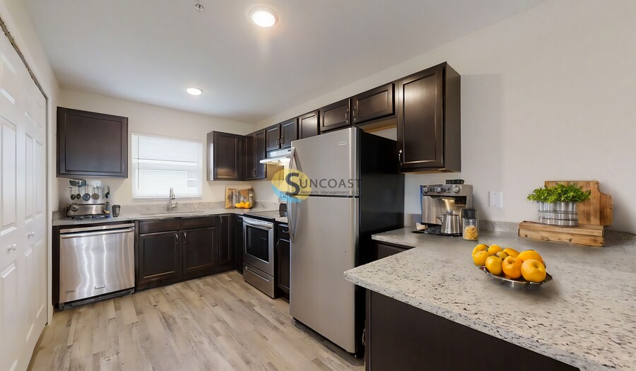 Building Photo - 9021 N Travis Dr