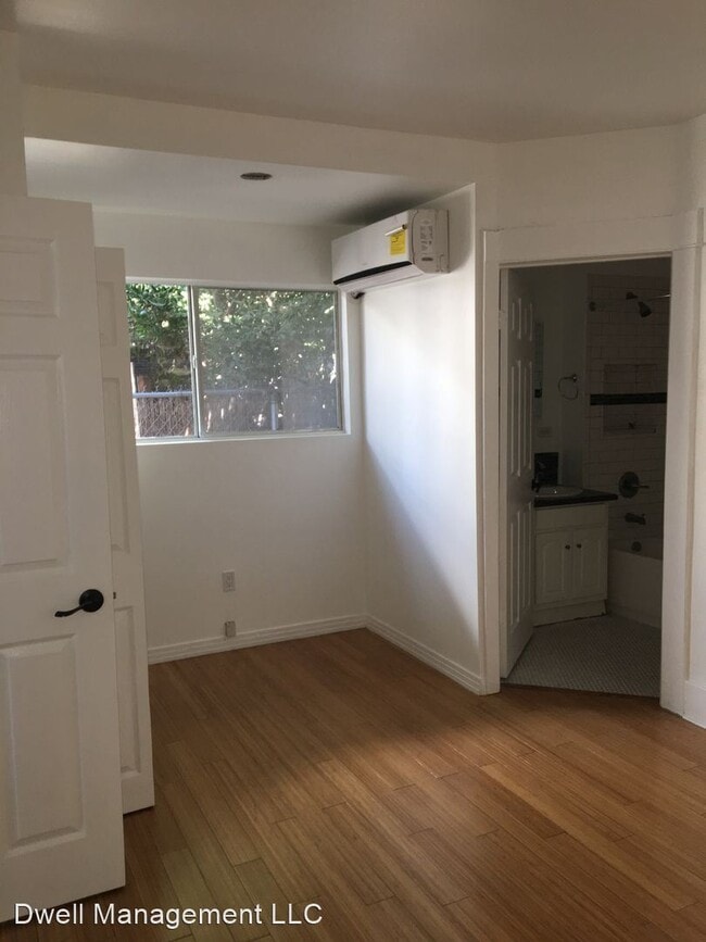 Building Photo - 1 br, 1 bath House - 1622 1/2 Alessandro St