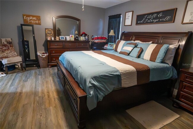 Building Photo - 1038 Singleton Cir