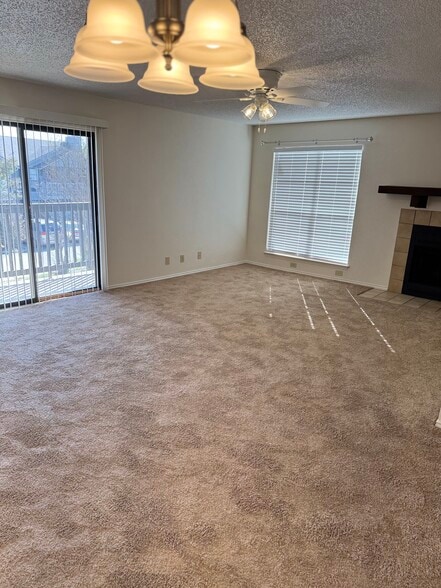 Building Photo - 808 Station St