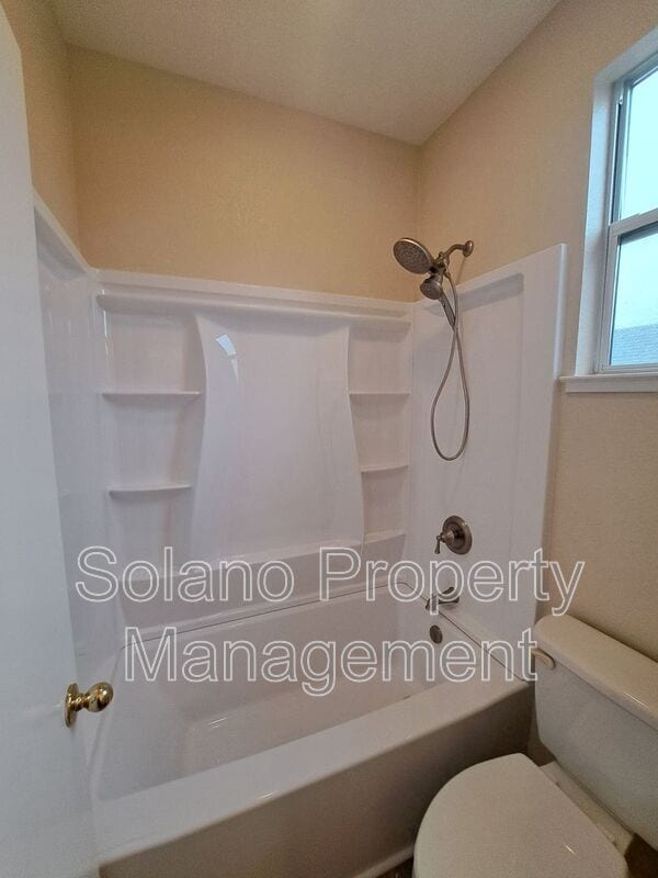 Building Photo - 849 Chateau Cir