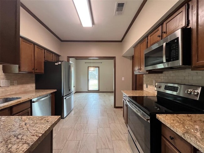 Building Photo - 3128 Hemon Rd