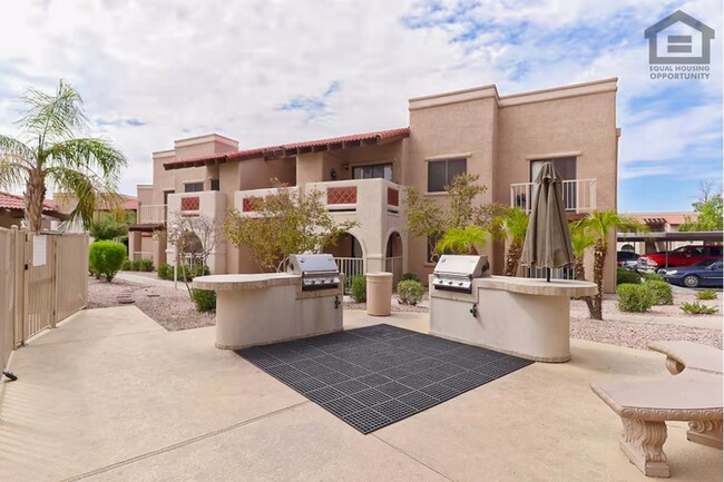 Building Photo - 2Bed/2Bath Condo at Thunderbird Rd/59th Ave! Ready for Immediate Move-In!