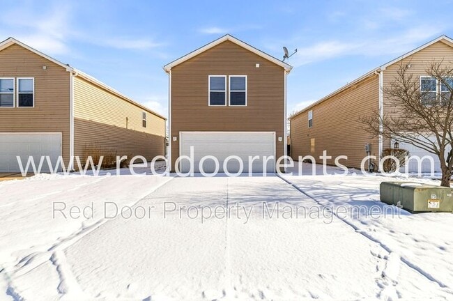 Building Photo - 10227 Cumberland Pointe Blvd