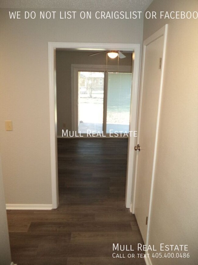 Building Photo - 3 bed 1.5 bath Brand New Remodeled home fo...