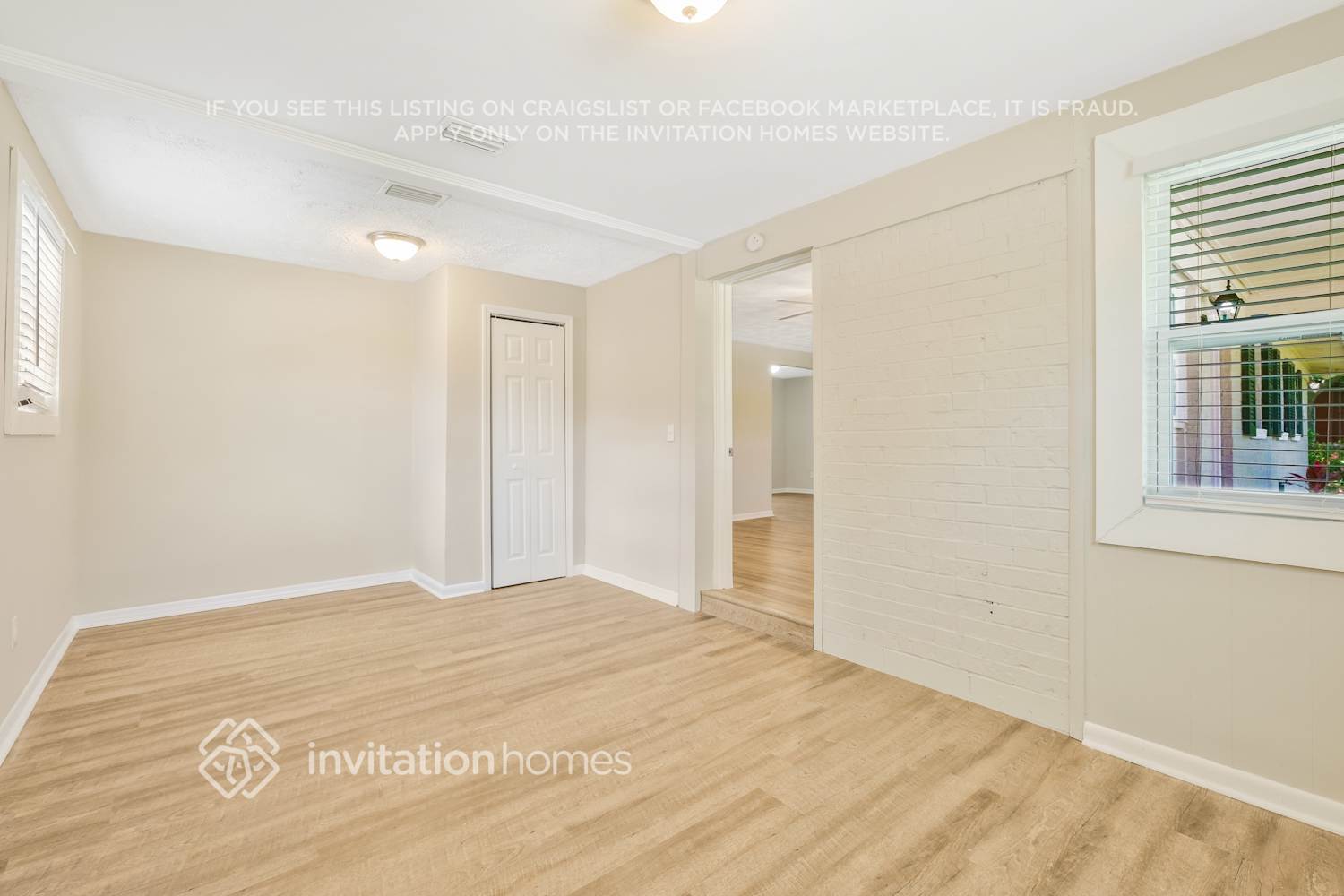 Building Photo - 4238 Sabine Dr