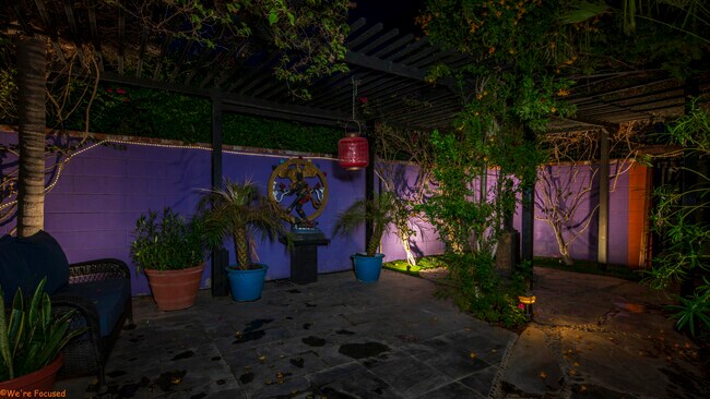 Building Photo - 14 Gary Cir