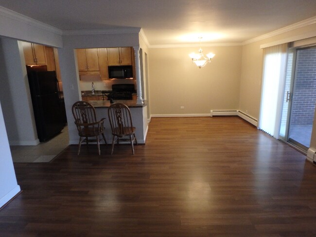 Building Photo - 500 N Wilke Rd