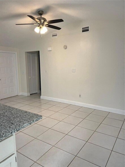 Building Photo - 16039 Grass Lake Dr