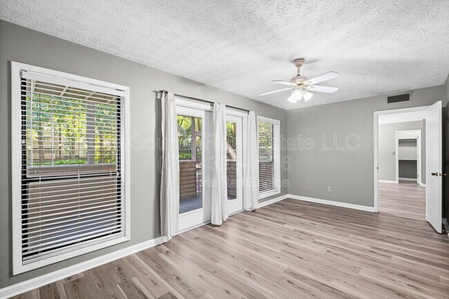 Building Photo - 806 Wynnes Ridge Cir
