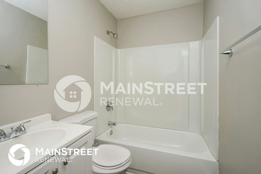 Building Photo - 3622 W Jefferson St