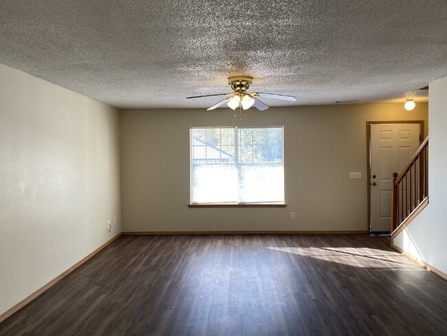 Building Photo - 3044 W Marigold Dr