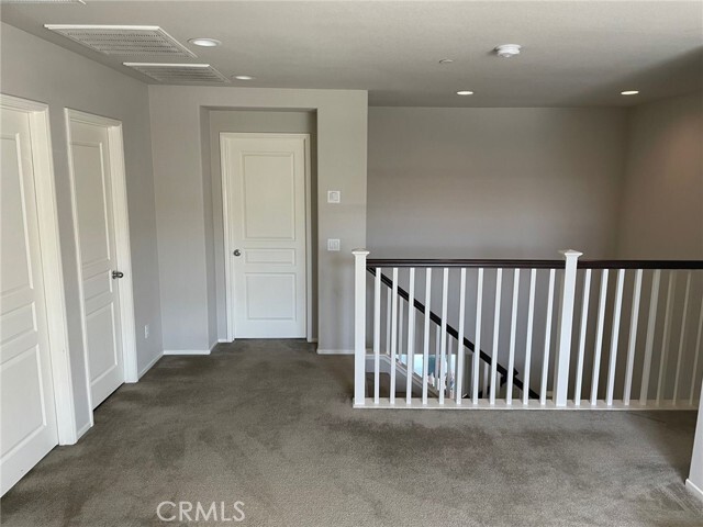 Building Photo - 30560 Green Vista Dr