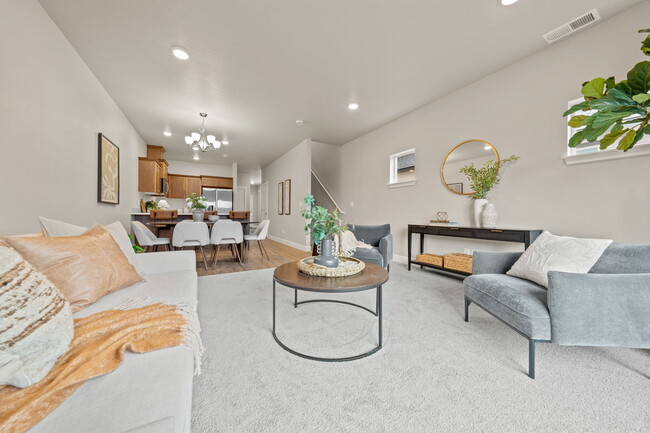 Building Photo - Acapella Townhomes