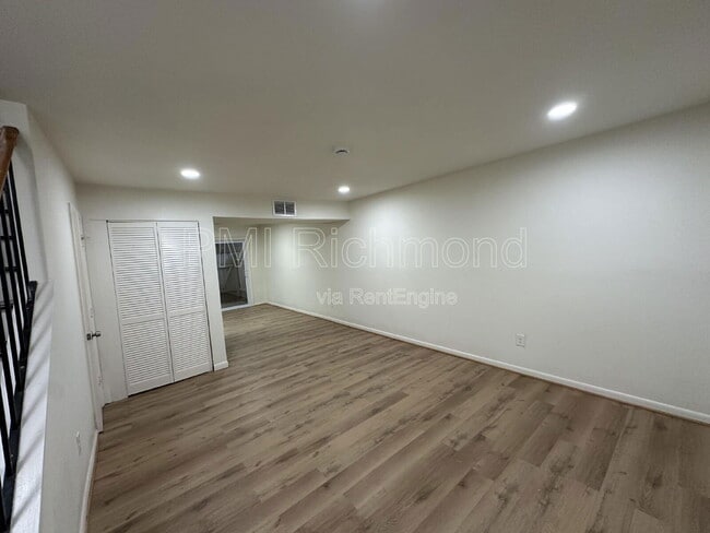 Building Photo - 1515 Stowmarket Ct