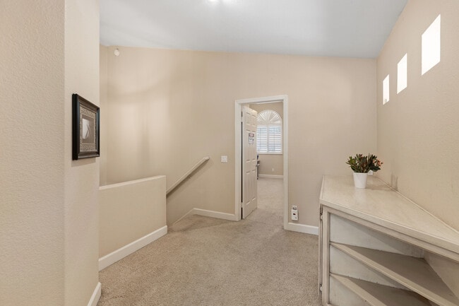 Building Photo - 16140 Av. Venusto