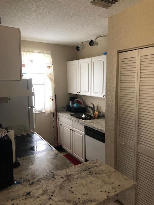 Interior Photo - 11620 NW 26th Ct