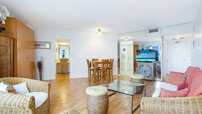 Building Photo - 3700 Galt Ocean Dr