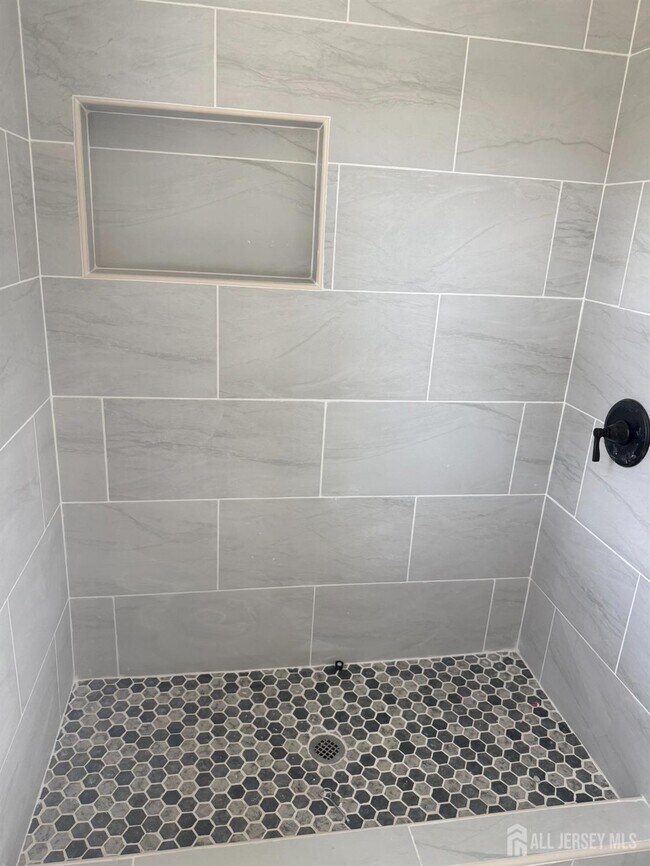 Building Photo - 80 Gates Rd