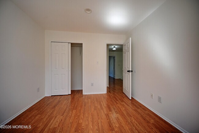 Building Photo - 214 Paddington Ct