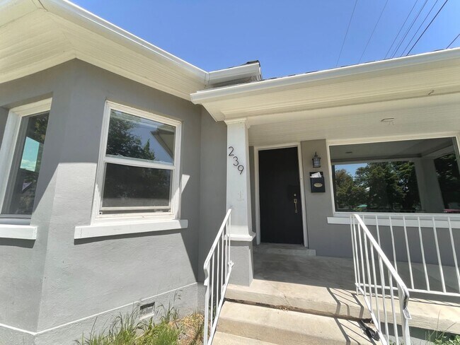 Primary Photo - 2 Bed 2 Bath Provo House