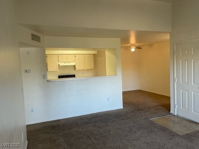 Building Photo - 1150 N Buffalo Dr