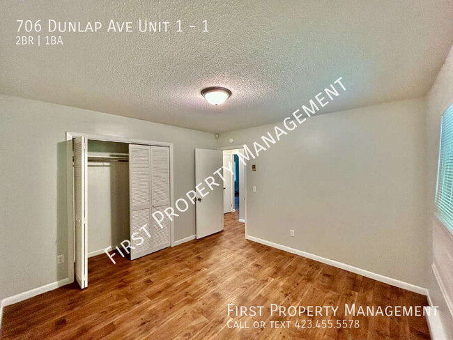 Building Photo - 706 Dunlap Ave