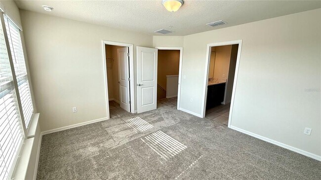 Building Photo - 4576 Maple Waltz