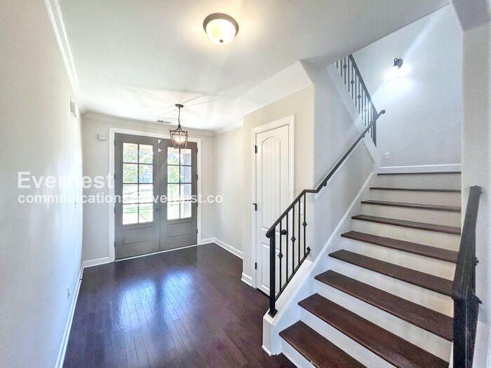 Building Photo - 2375 Red Vintage Ln